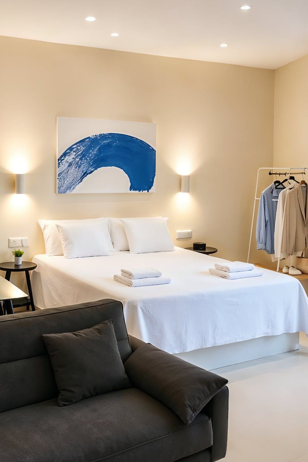 Salón del apartamento de Roca Collection con zona de estar
